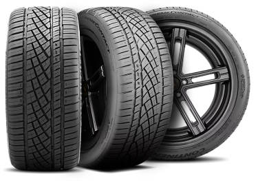 Continental ExtremeContact DWS 06 Plus tire with 3-view angles for snow