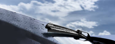 an image of a windshield wiper going across a window