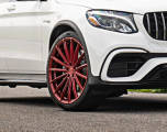 Multi-Spoke Wheels on a Mercedes