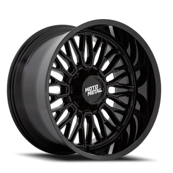 Moto Metal MO809 Stinger 20 X10 8-180.00 -18 BKGLXX | America's Tire
